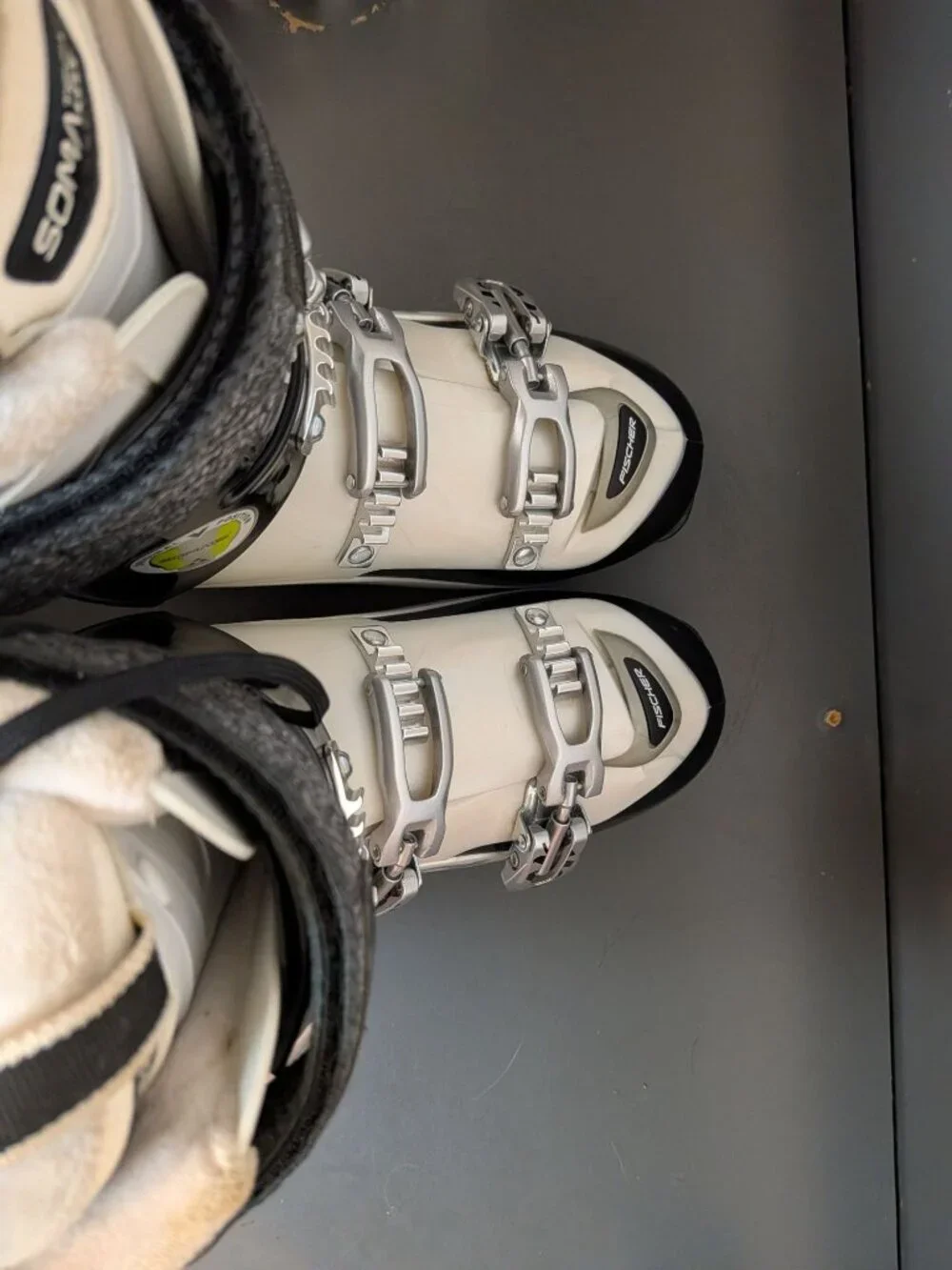 Fischer My Style SOMA Tec Ski Boots White Black/Pearl Women Size 25.5 US 8.5